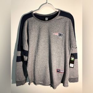 New England Patriots Women’s Sweater NWT - Size Large - PRICE DROP! Last one